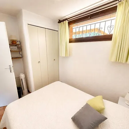 T2 Avec Piscine, Ascenseur Et Parking Prive, A 300m De La - 4 Couchages, Animaux Ok - Fr-1-388-89